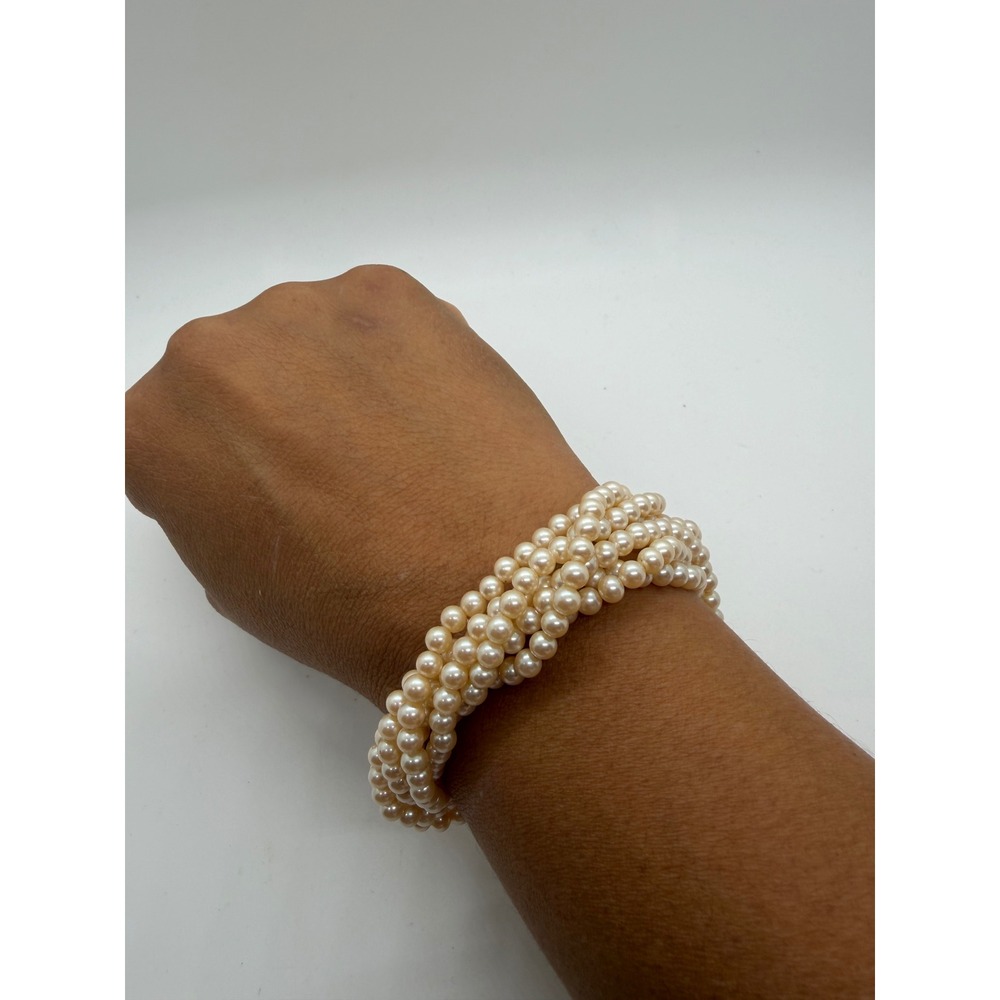 Vintage Multi Strand Faux Pearl Bracelet Gold Tone Seashell Clasp 5 Row Cream